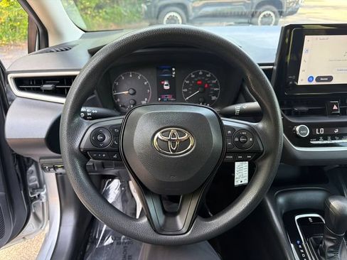 Used 2023 Toyota Corolla LE w/ Carpet Mat Package (TMS) FWD image 26