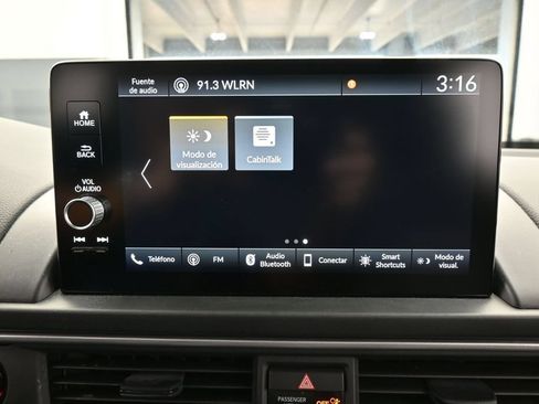 Used 2025 Honda Pilot EX-L image 25