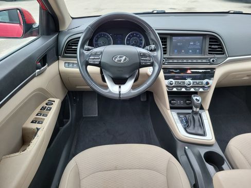 Used 2020 Hyundai Elantra Value Edition w/ Cargo Package (C1) FWD image 18