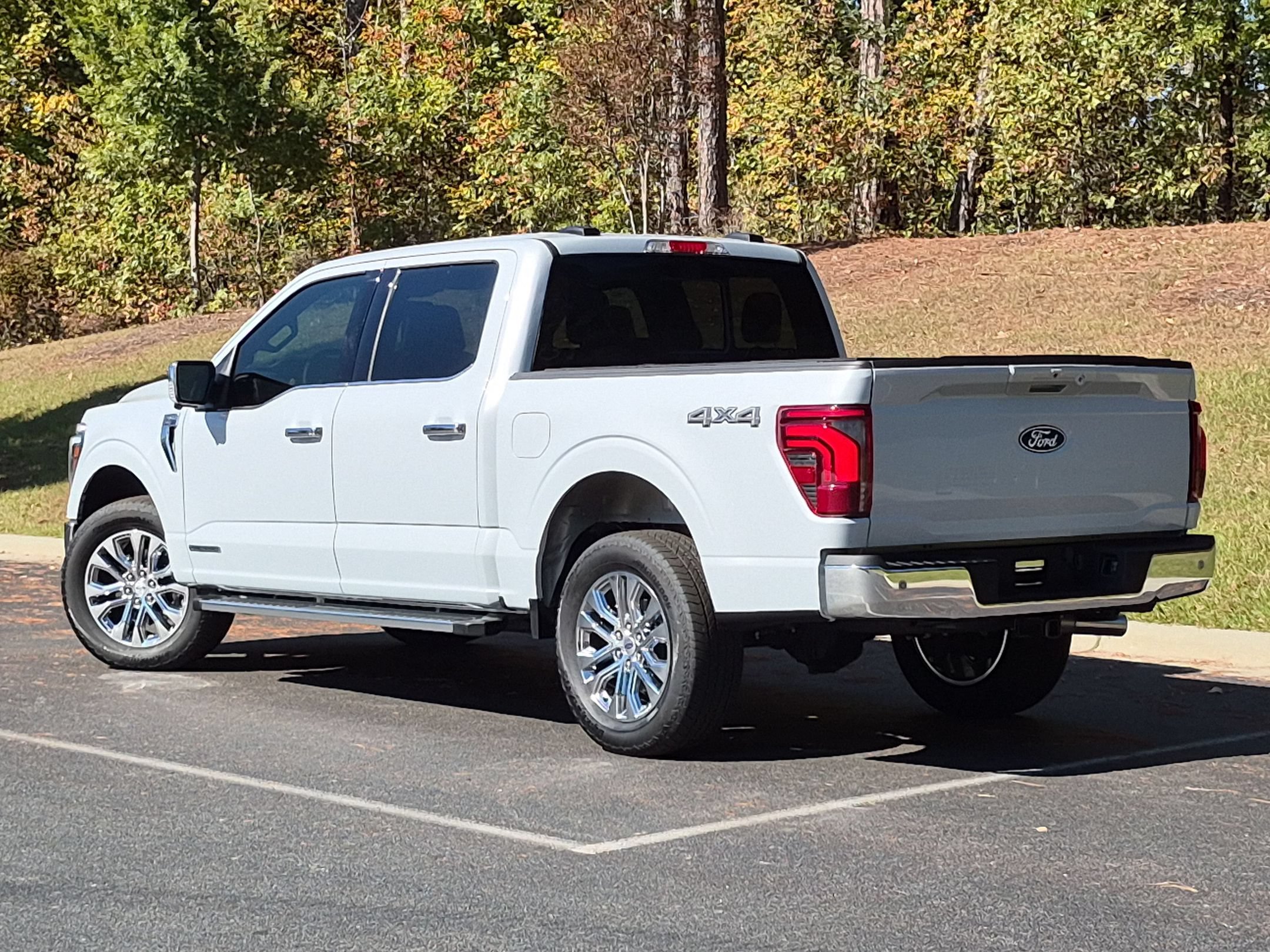 Used 2025 Ford F150 Lariat w/ Equipment Group 501A Mid AWD/4WD image 3
