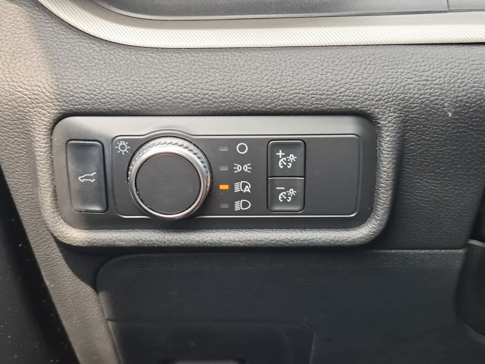 Used 2020 Ford Explorer XLT RWD image 28