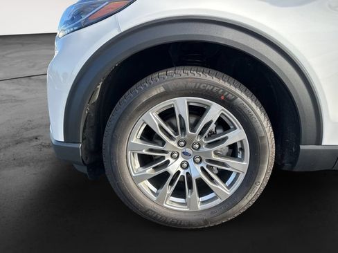 New 2026 Ford Explorer Active w/ Active Comfort Package AWD/4WD image 27