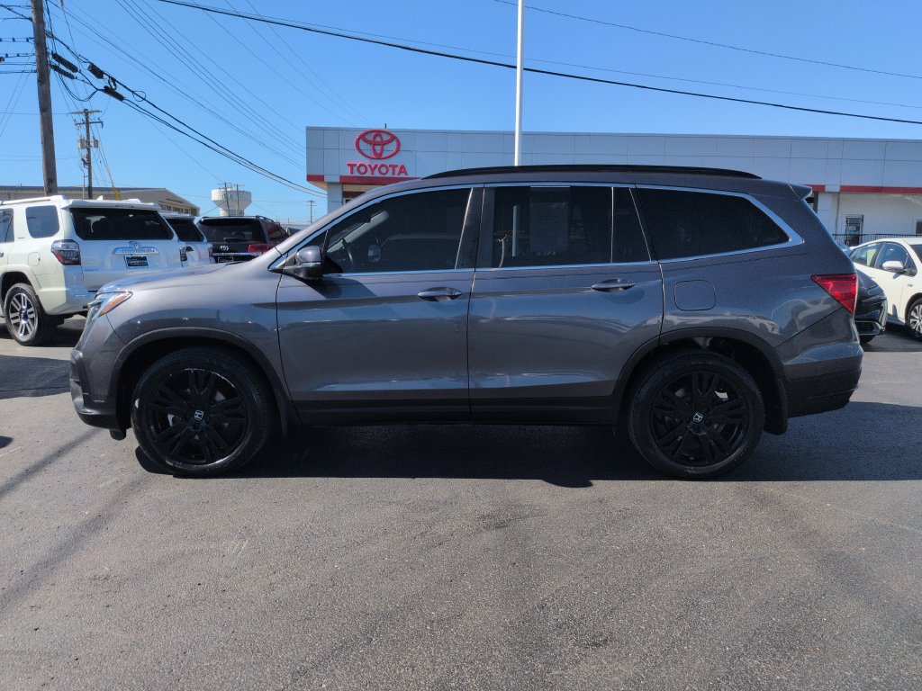 Used 2021 Honda Pilot Special Edition image 2