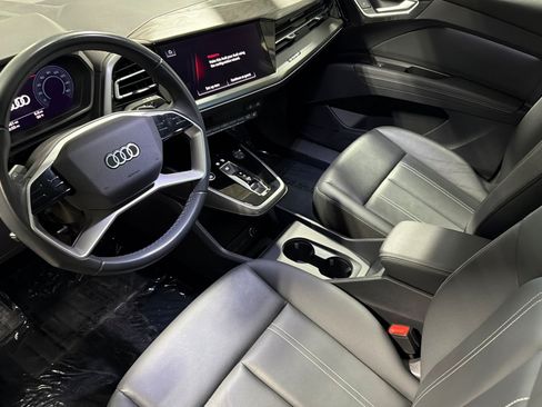 Certified 2024 Audi Q4 e-tron Premium w/ Convenience Package AWD/4WD image 9