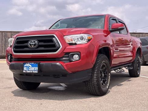 Used 2022 Toyota Tacoma SR5 w/ Technology Package RWD image 11