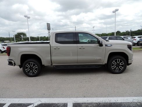 New 2026 GMC Sierra 1500 AT4 w/ AT4 Premium Package image 4