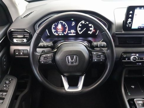 Used 2024 Honda Pilot Touring image 16