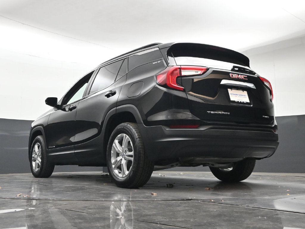 Used 2023 GMC Terrain SLE w/ Driver Convenience Package AWD/4WD image 26
