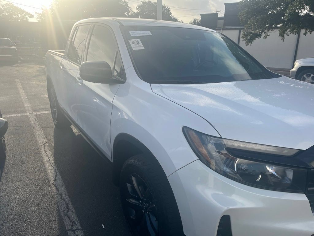Certified 2024 Honda Ridgeline Sport image 3