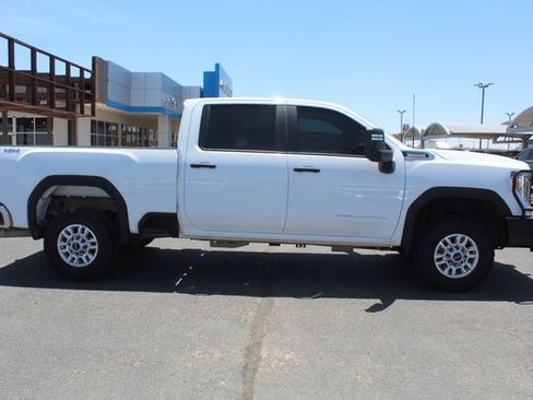 Used 2023 GMC Sierra 2500 Pro w/ Convenience Package AWD/4WD image 2