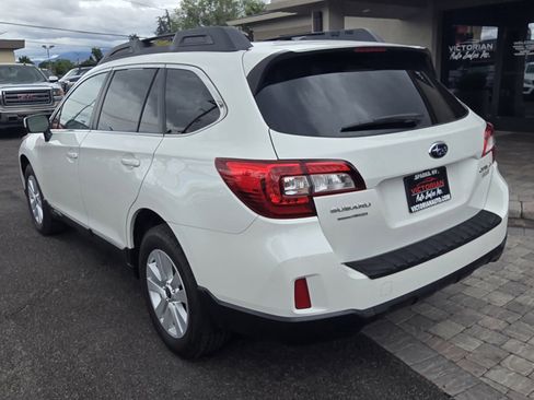 Used 2015 Subaru Outback 2.5i Premium AWD/4WD image 7