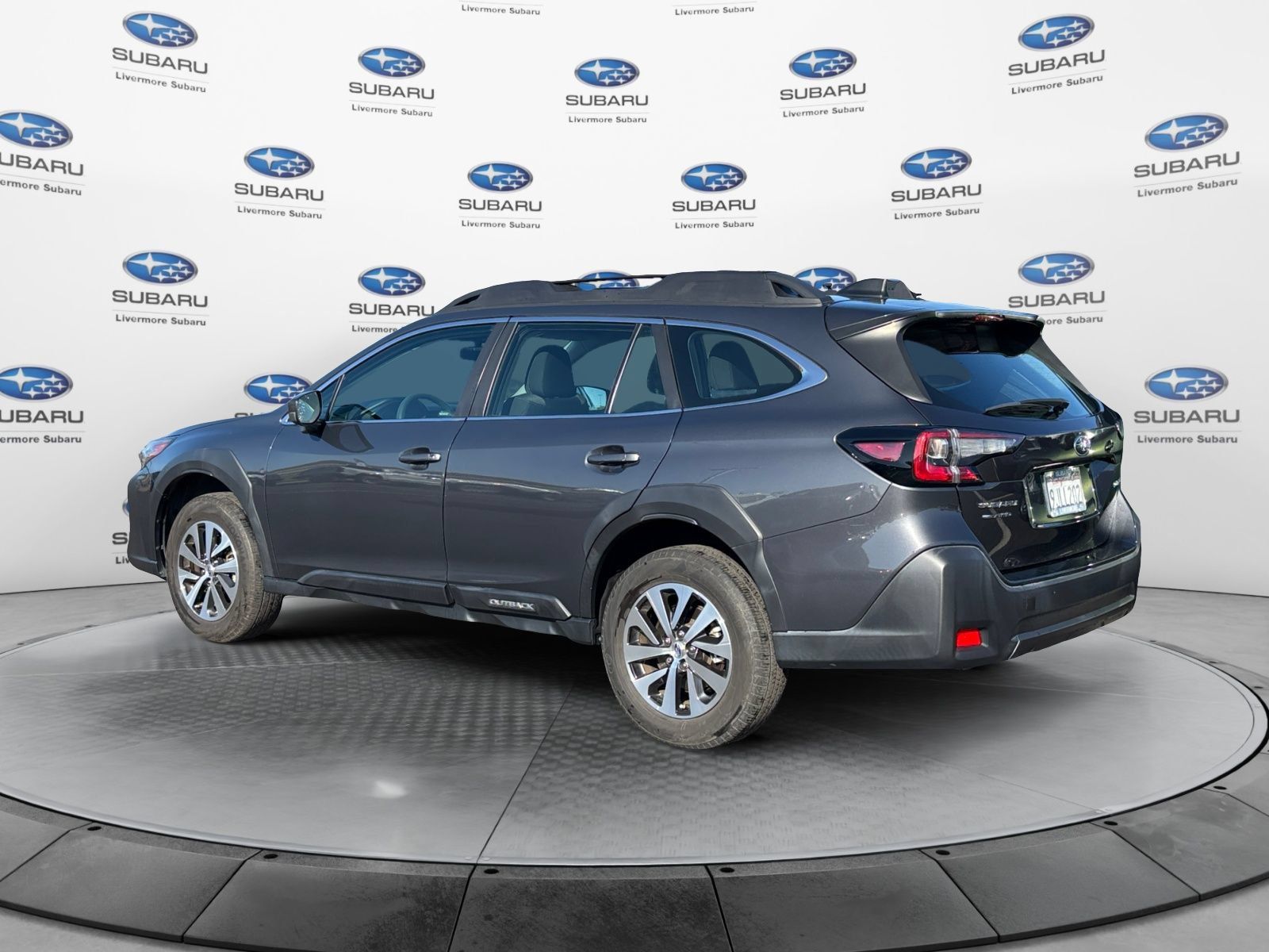 Used 2024 Subaru Outback AWD/4WD image 4