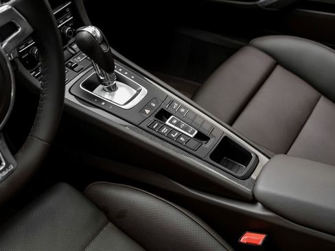 Used 2014 Porsche 911 Turbo S AWD/4WD image 26