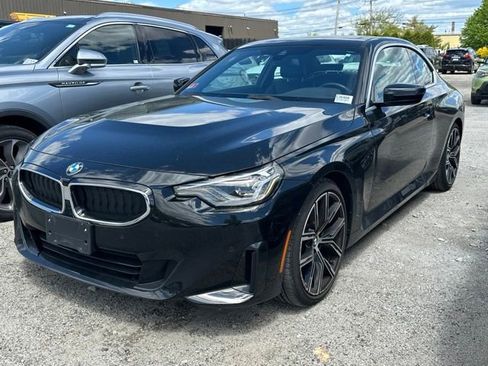 Used 2022 BMW 230i Coupe w/ Premium Package 2 RWD image 3