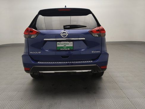 Used 2020 Nissan Rogue SV image 7