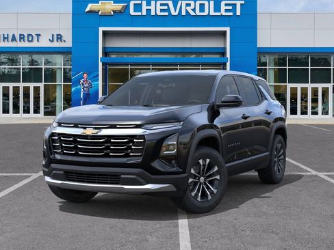 New 2026 Chevrolet Equinox LT w/ Convenience Package II FWD image 8
