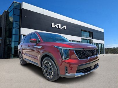 Certified 2025 Kia Sorento S w/ Panoramic Sunroof Package