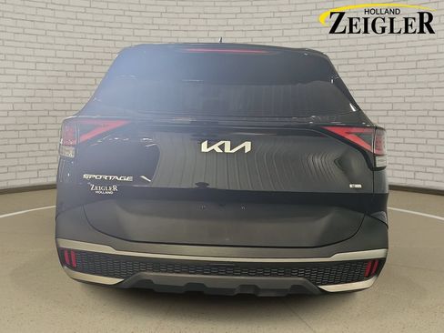 Certified 2024 Kia Sportage X-Line w/ X-Line Premium Package AWD/4WD image 6