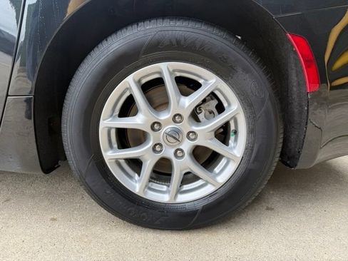 Used 2023 Chrysler Pacifica Touring-L FWD image 30