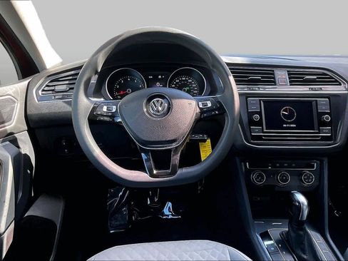 Used 2019 Volkswagen Tiguan S w/ Driver Assistance Package FWD image 6