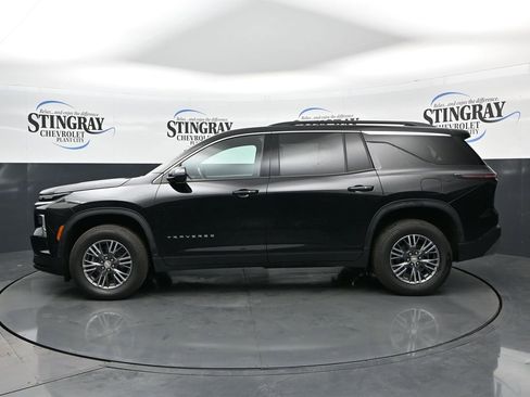 Used 2026 Chevrolet Traverse LT image 4