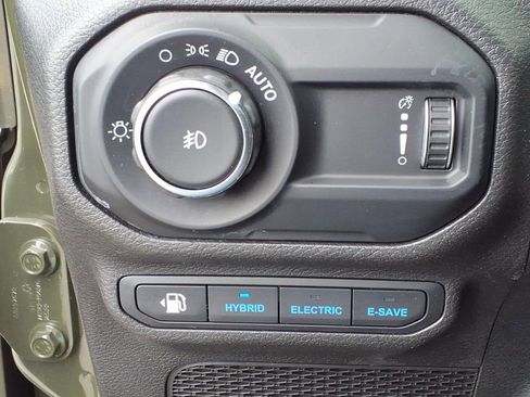 Used 2023 Jeep Wrangler Unlimited Rubicon 4xe AWD/4WD image 42
