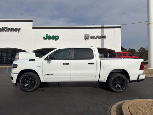 New 2026 RAM 1500 Big Horn AWD/4WD image 9