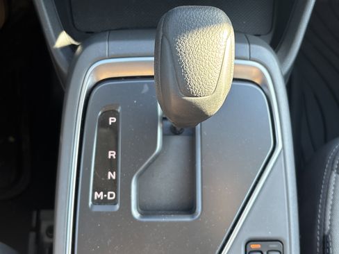 Used 2025 Subaru Crosstrek 2.0i Premium image 24