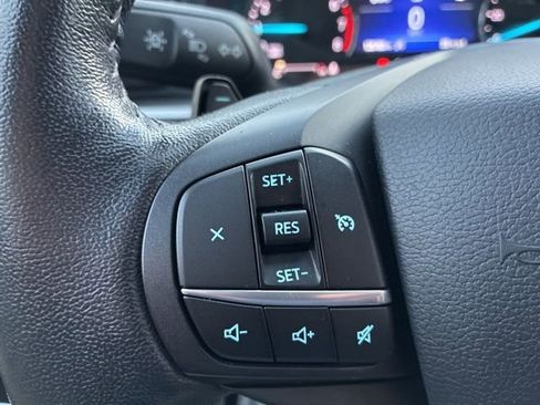 Used 2020 Ford Explorer XLT w/ Comfort Package AWD/4WD image 25