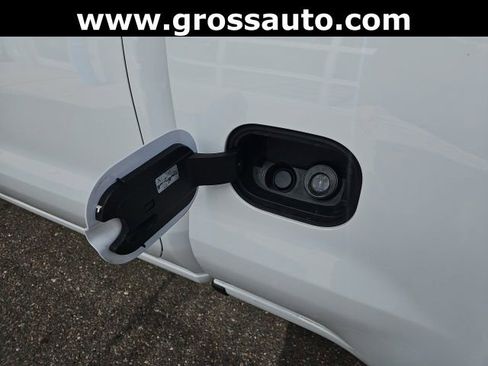 Used 2021 Chevrolet Silverado 1500 W/T w/ Snow Plow Prep Package image 9