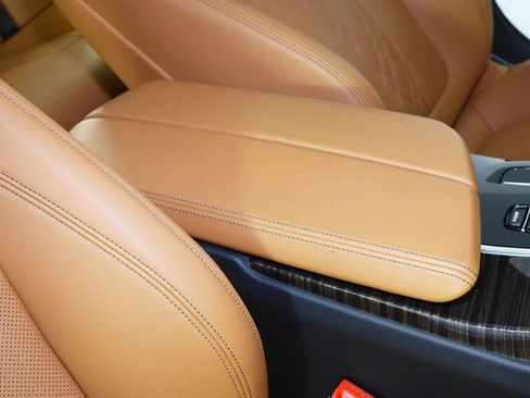 Certified 2023 BMW 530i w/ Convenience Package image 16