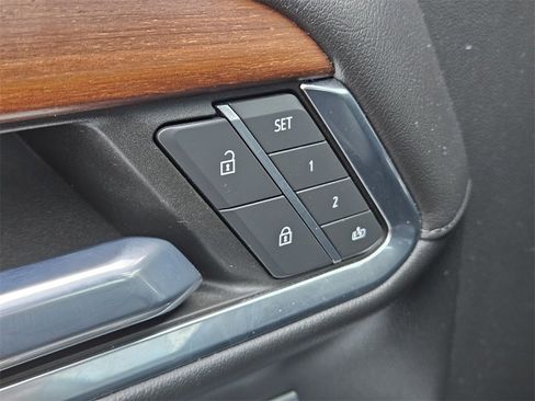 Used 2022 GMC Sierra 1500 Denali w/ Technology Package image 18