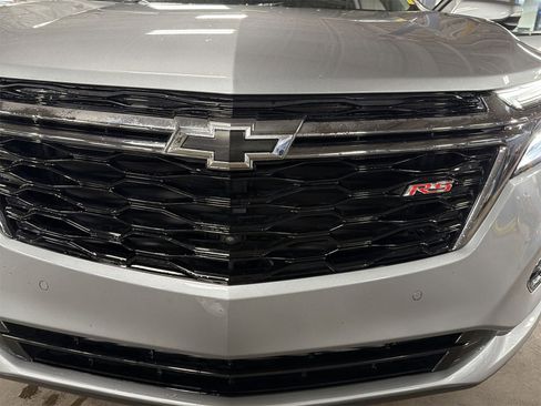 Used 2023 Chevrolet Equinox RS image 30