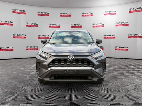 Used 2022 Toyota RAV4 LE image 8