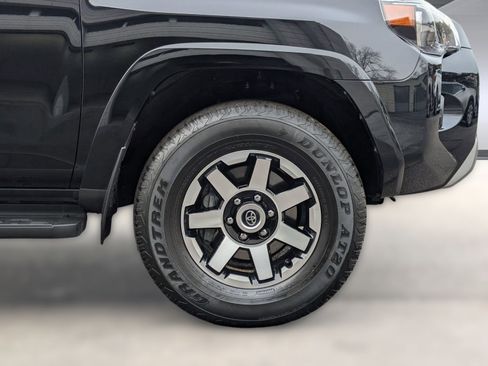 Used 2024 Toyota 4Runner TRD Off-Road image 12