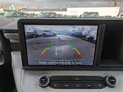 Certified 2023 Ford Maverick XLT image 12