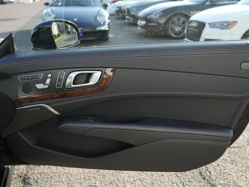 Used 2014 Mercedes-Benz SL 550 image 55