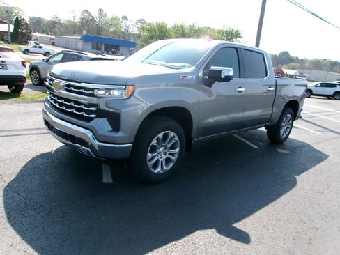 New 2026 Chevrolet Silverado 1500 LTZ w/ LTZ Premium Package image 8