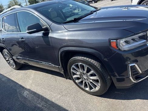 Used 2022 GMC Acadia Denali w/ Denali Technology Package image 8