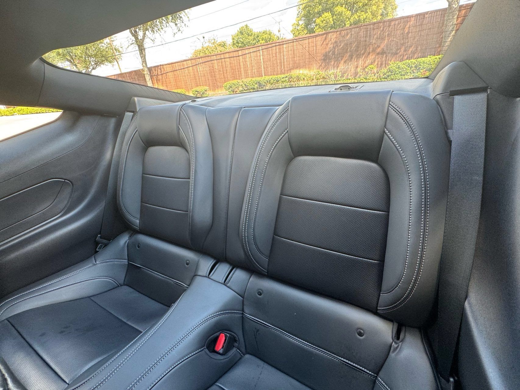 Used 2025 Ford Mustang Premium RWD image 21