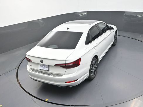 Used 2021 Volkswagen Jetta SEL Premium FWD image 21
