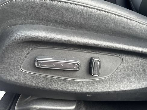 Used 2024 Honda HR-V EX-L image 10