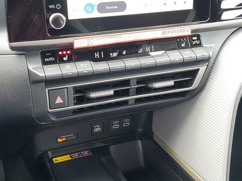 New 2026 Toyota Camry SE image 23