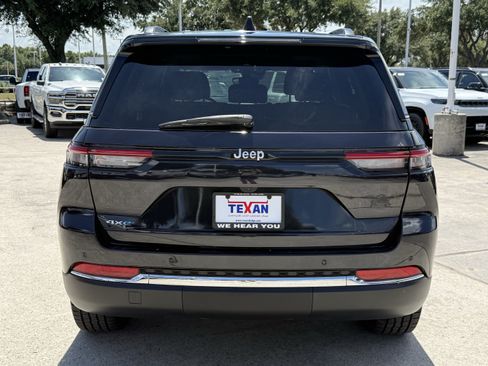 Used 2022 Jeep Grand Cherokee Limited 4xe AWD/4WD image 6