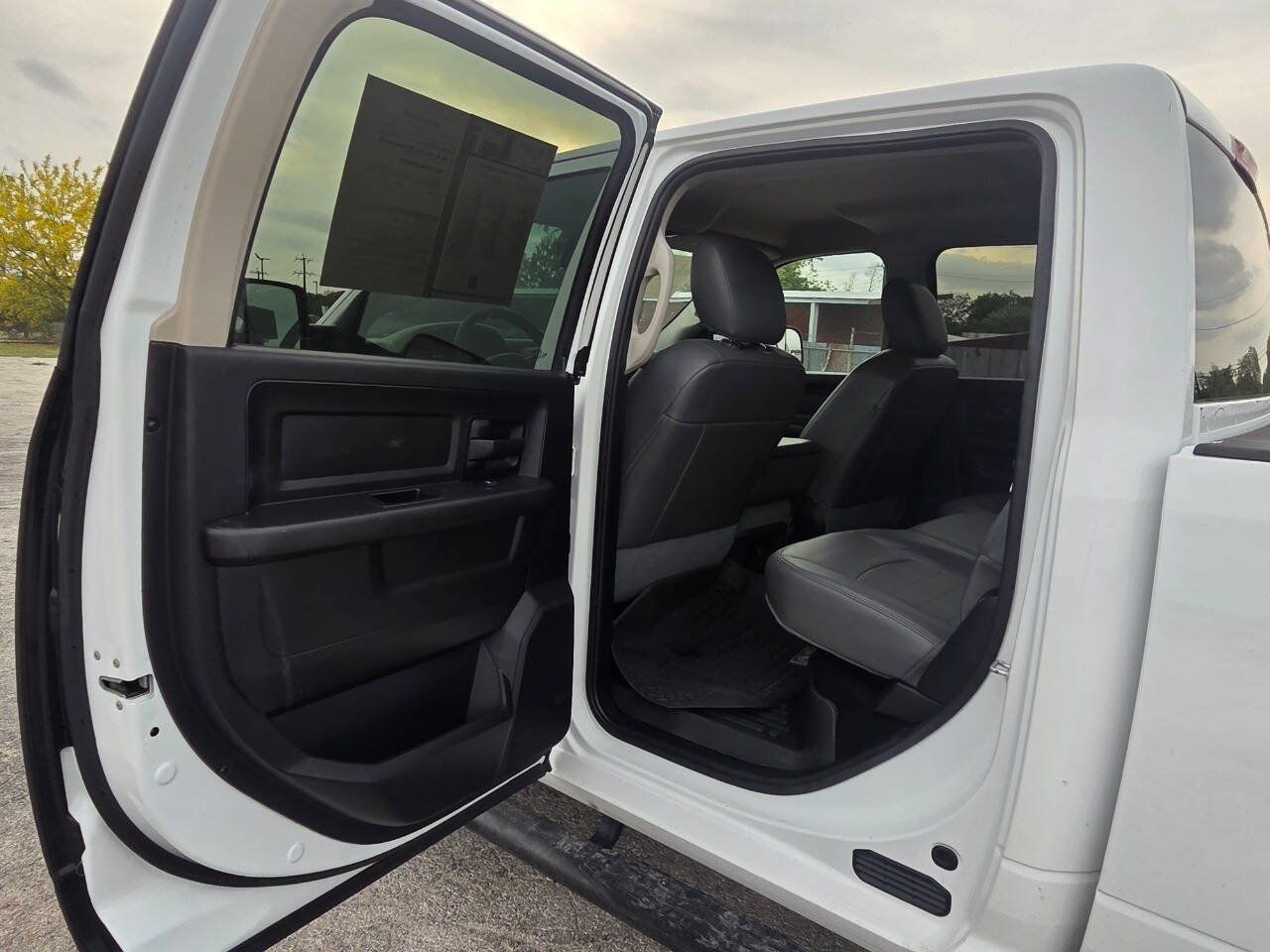 Used 2016 RAM 2500 Tradesman w/ Popular Equipment Group RWD image 16