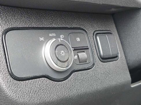 Used 2025 Mercedes-Benz Sprinter 2500 image 26