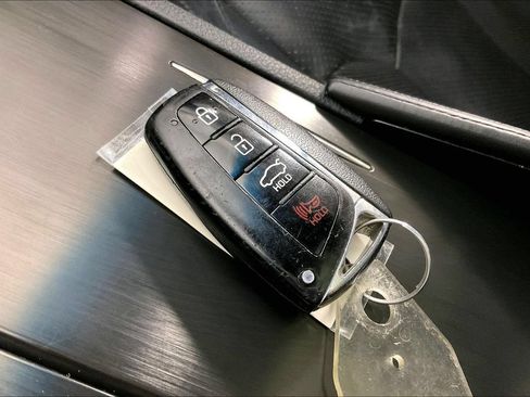 Used 2015 Hyundai Azera Limited FWD image 12
