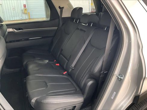 Used 2024 Hyundai Palisade SEL image 18