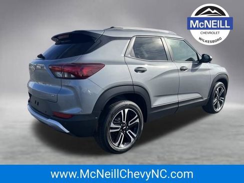 New 2026 Chevrolet TrailBlazer LT w/ Convenience Package FWD image 7