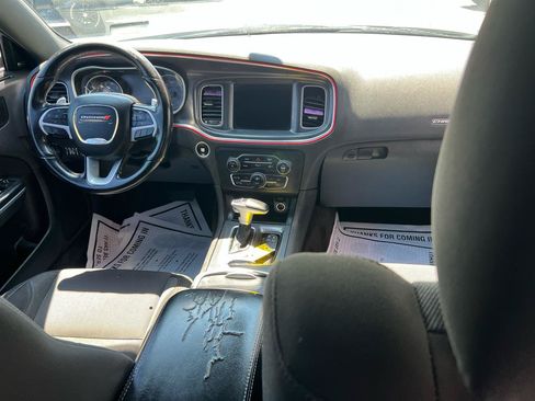 Used 2018 Dodge Charger R/T RWD image 15